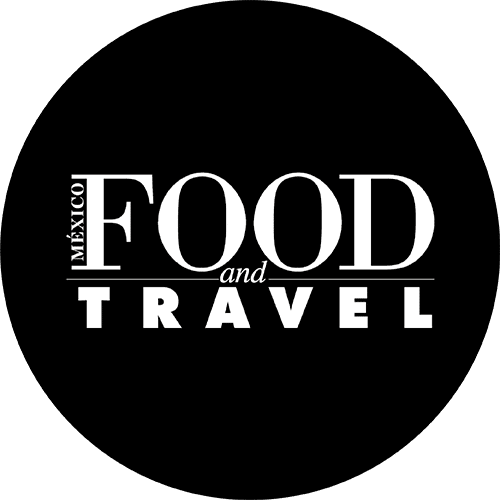 logo-revista-food-travel Logo de la revista Food and Travel, publicación internacional enfocada en experiencias gastronómicas y de viajes que ha destacado a KOLI en su propuesta culinaria.