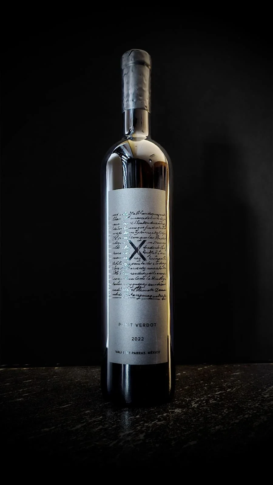 vino-aniversario.jpg Botella de vino de aniversario en colaboración con Casa Madero